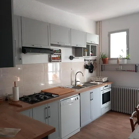 La Montagne Sud Apartment *